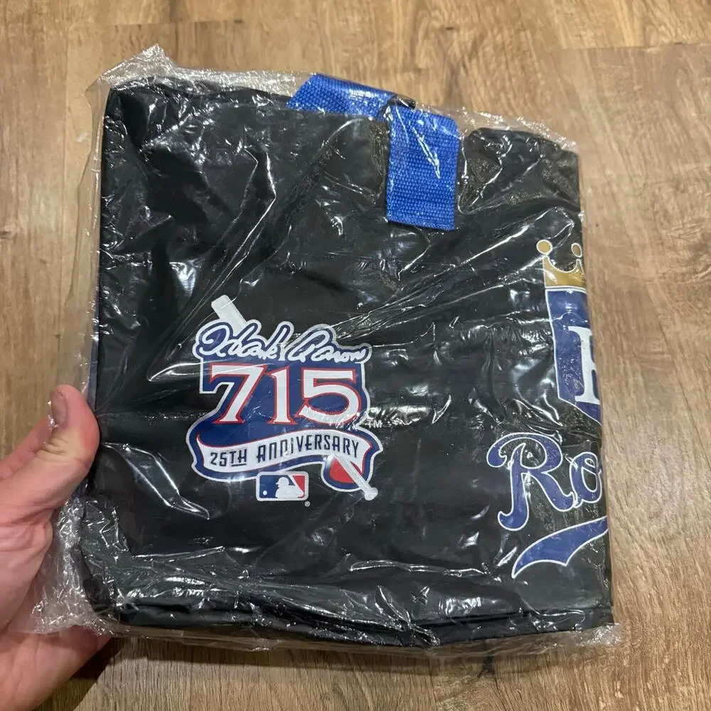 Vintage 1999 Kansas City Royals Hank Aaron 715 HR 25th Anniversary Duffle Bag